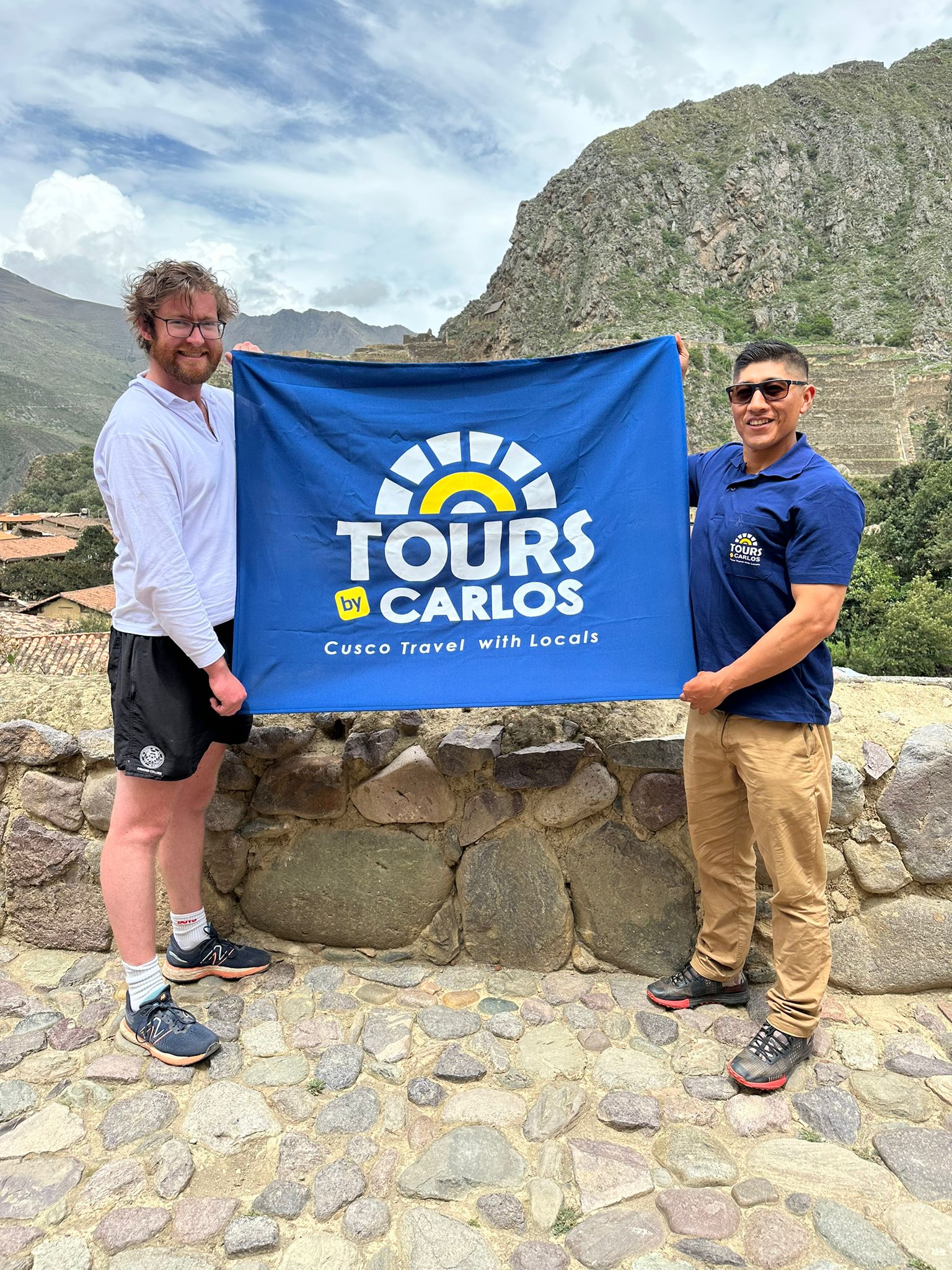Group trek with Tours By Carlos